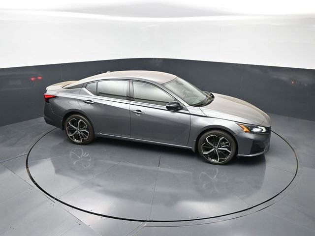 Certified 2023 Nissan Altima 2.5 SR AWD/4WD image 19