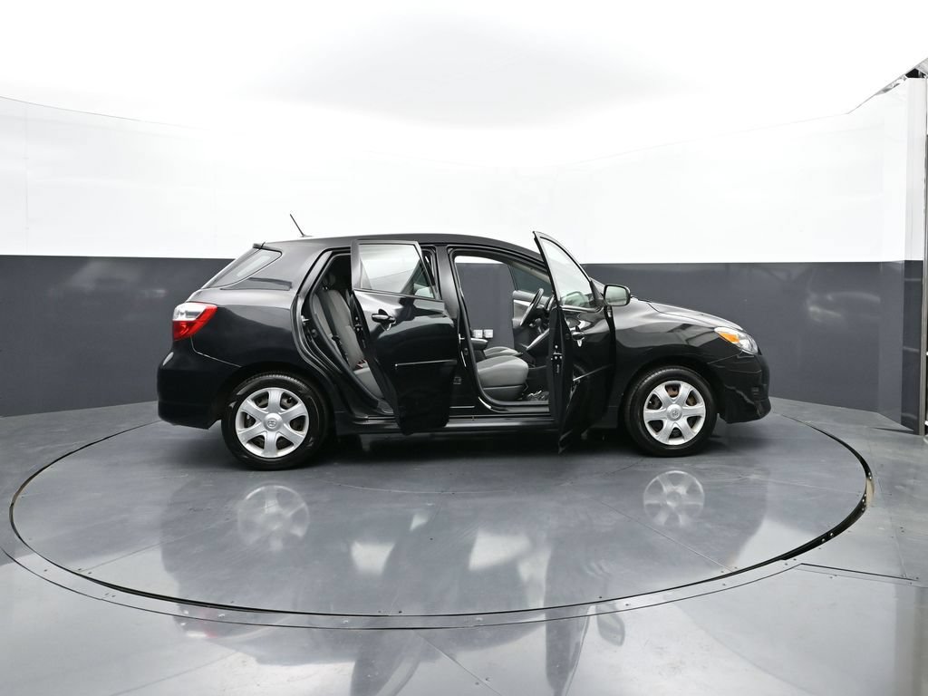 Used 2010 Toyota Matrix S AWD/4WD image 33