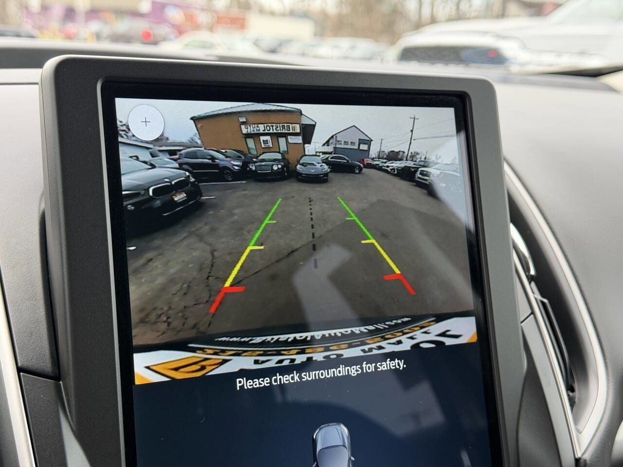 Used 2021 Ford Edge SE image 16