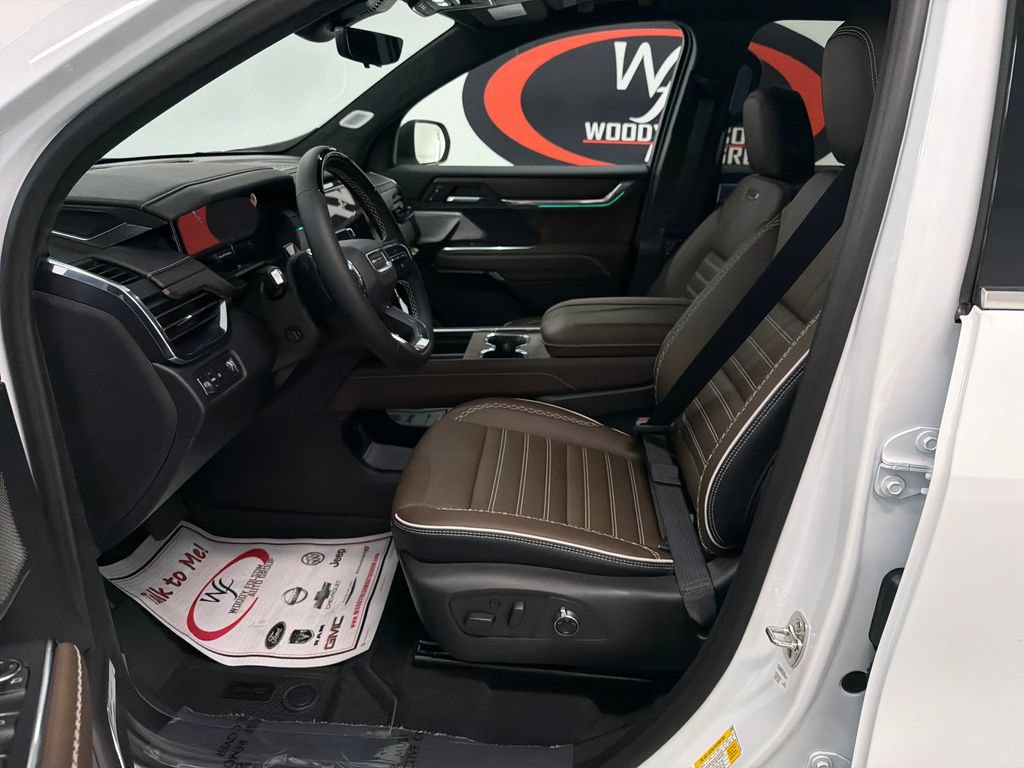 New 2026 GMC Acadia Denali Ultimate w/ LPO, Floor Liner Package FWD image 8