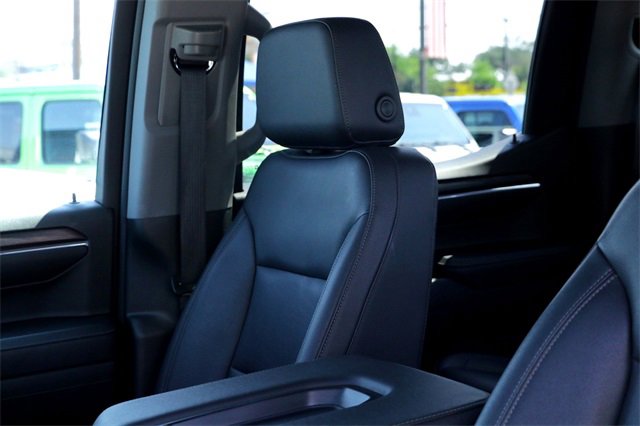 Used 2024 GMC Sierra 1500 SLT image 11