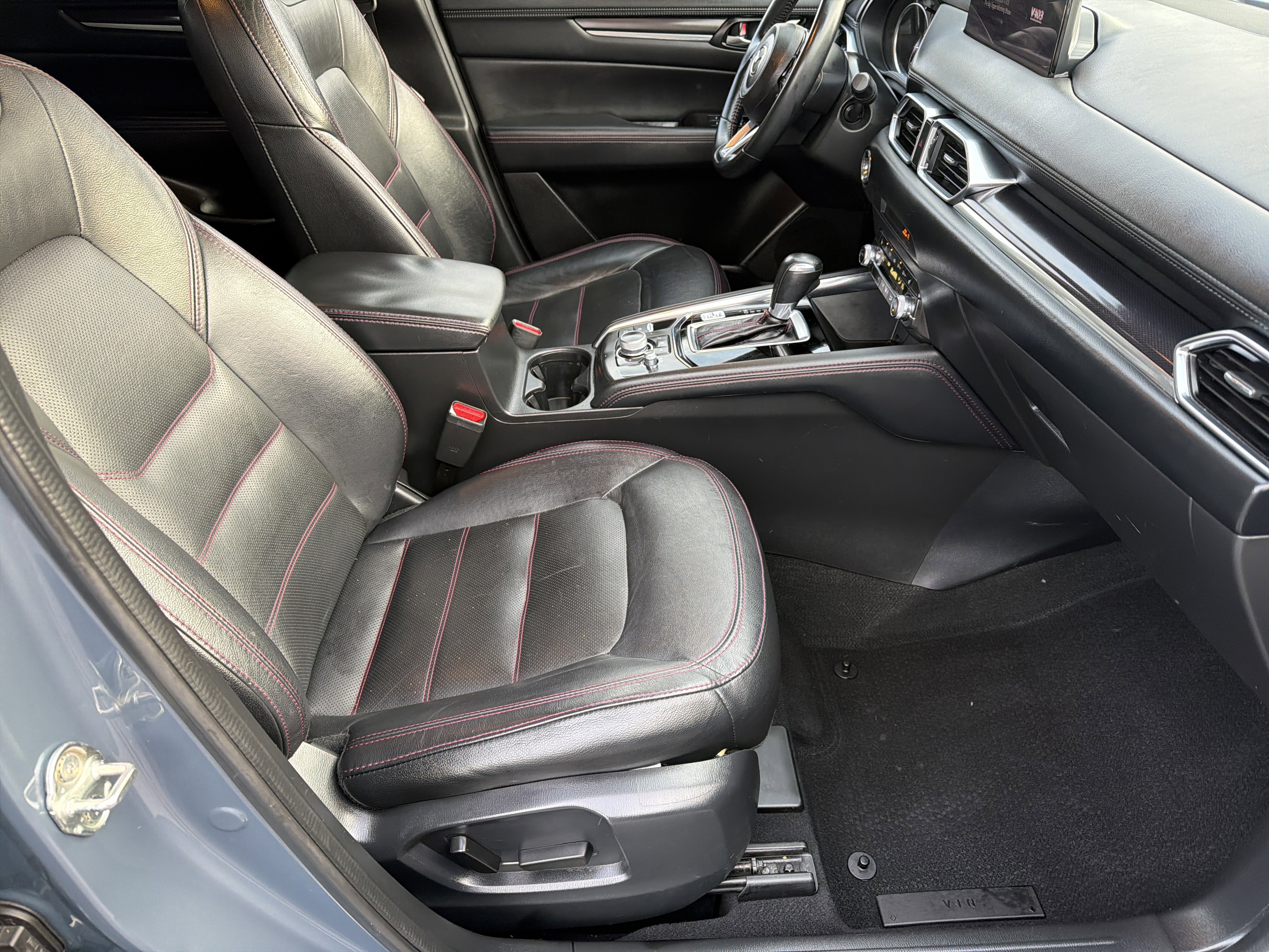 Used 2022 MAZDA CX-5 Carbon Edition image 11