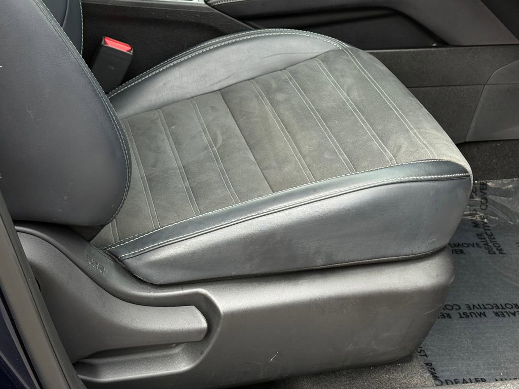 Used 2024 Mitsubishi Outlander SE image 10