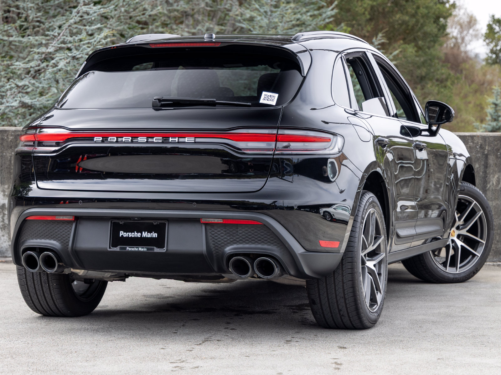 Used 2026 Porsche Macan AWD/4WD image 11