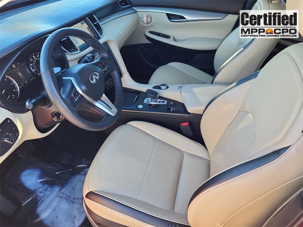 Used 2022 INFINITI QX50 Sensory image 7