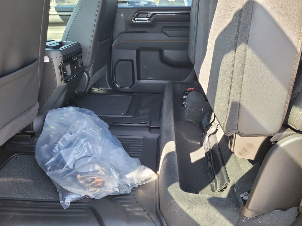 New 2026 GMC Sierra 2500 AT4 w/ AT4 Premium Plus Package AWD/4WD image 8