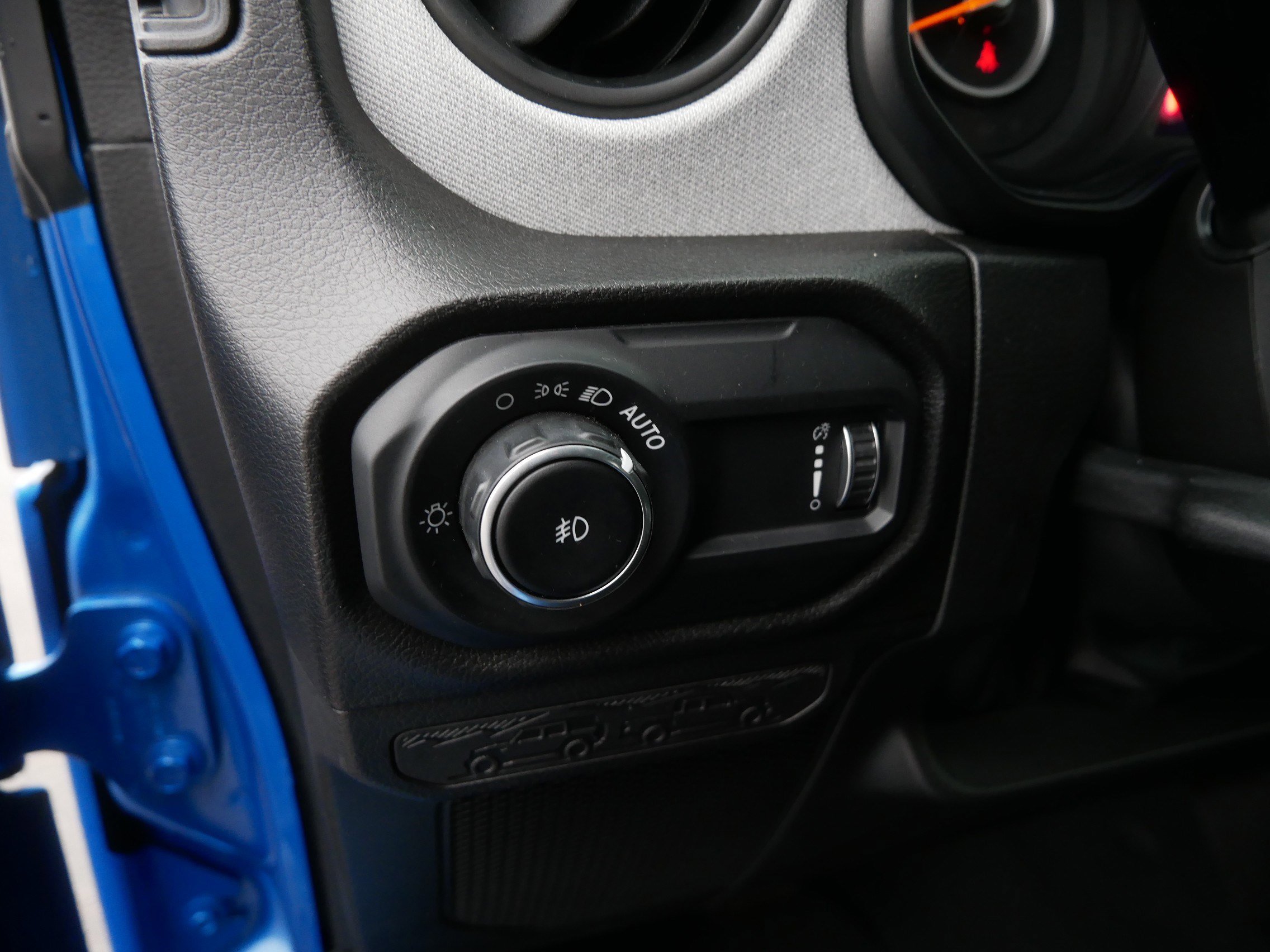 Used 2024 Jeep Wrangler Sport S image 22