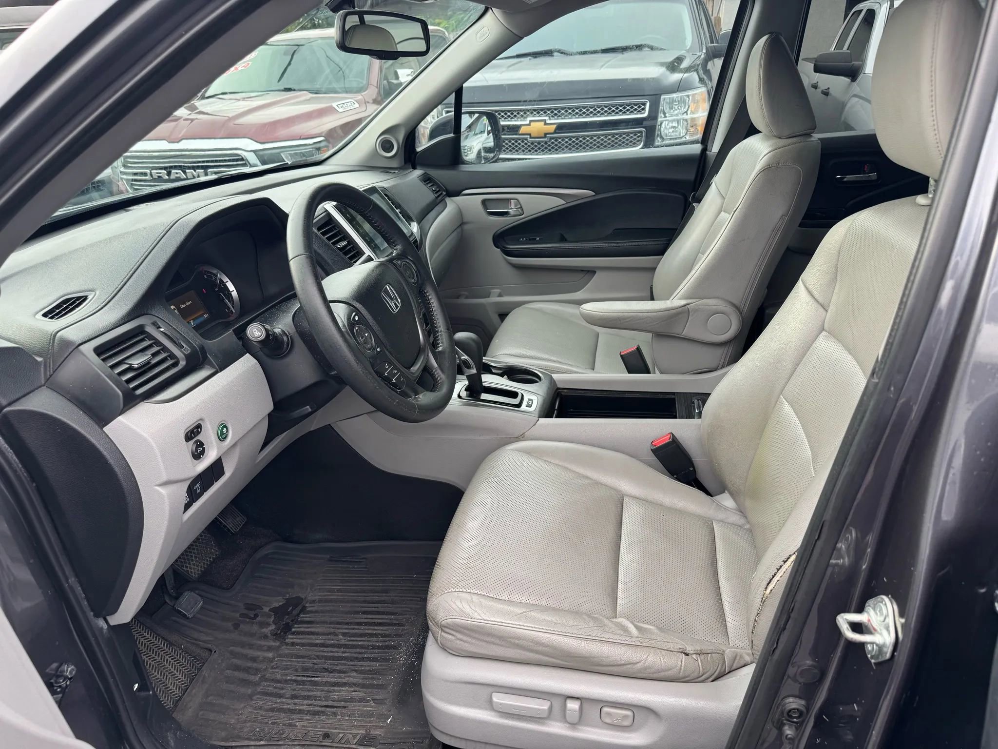 Used 2018 Honda Ridgeline RTL-T image 9