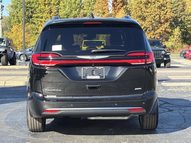 New 2026 Chrysler Pacifica Pinnacle image 38