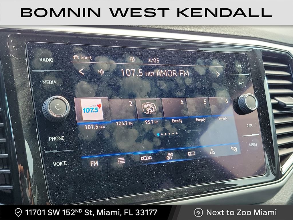 Used 2022 Volkswagen Atlas Cross Sport SEL R-Line image 21