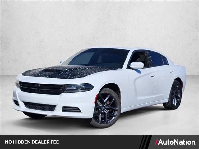 Used 2018 Dodge Charger SXT RWD image 1