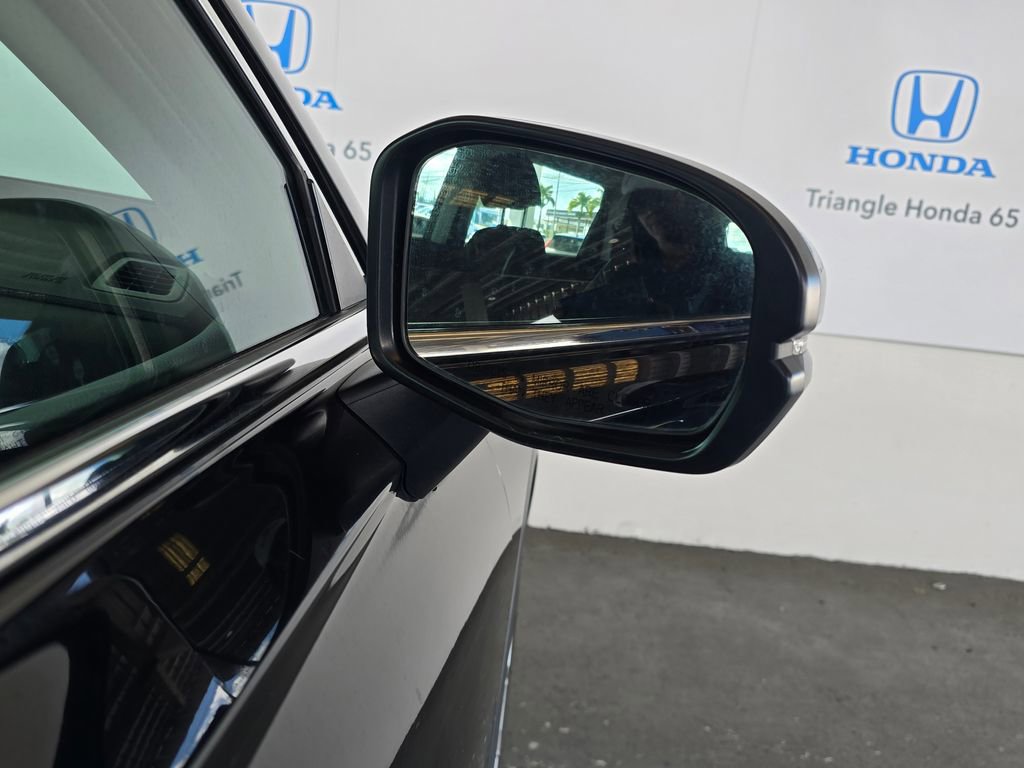 Used 2023 Honda CR-V LX image 26