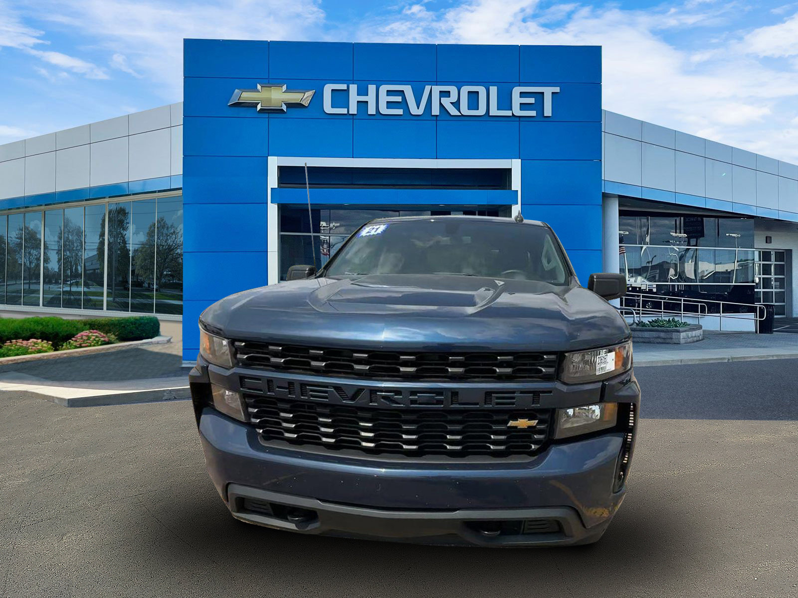 Certified 2021 Chevrolet Silverado 1500 Custom image 3