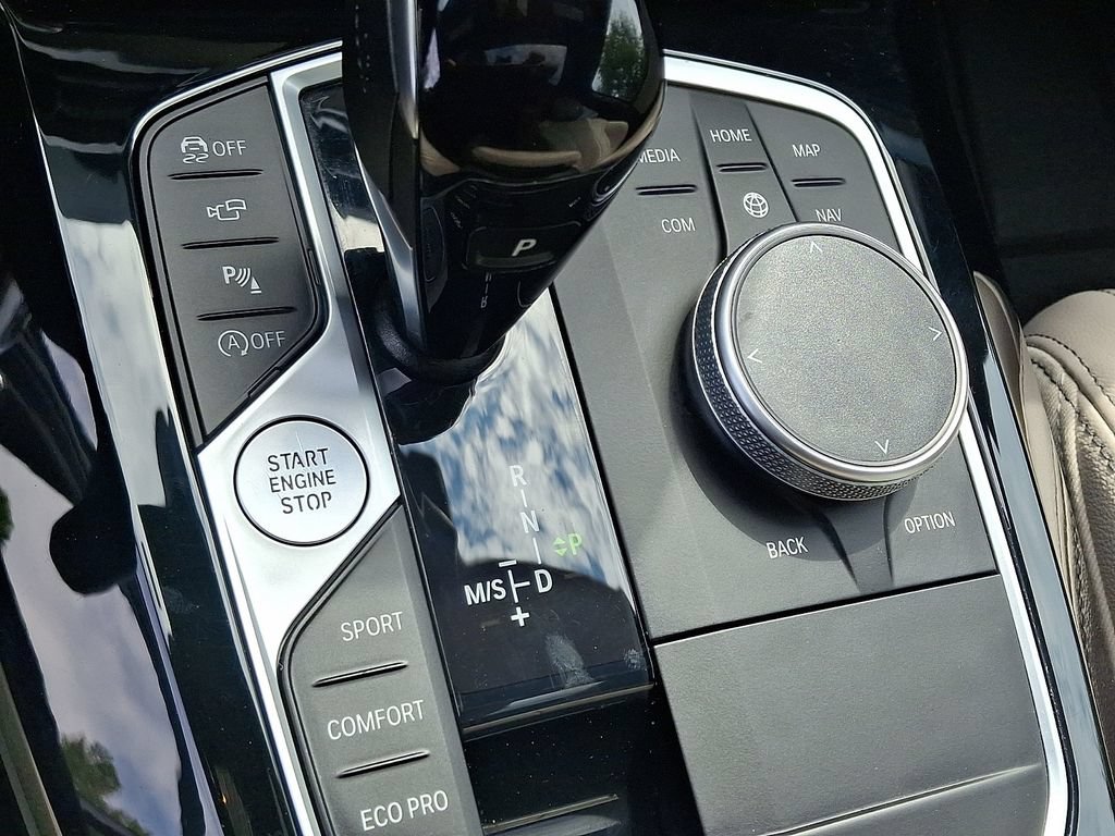 Used 2023 BMW X3 xDrive30i w/ M Sport Package AWD/4WD image 16