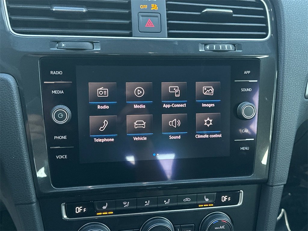 Used 2019 Volkswagen e-Golf SE w/ Driver Assistance Package image 25