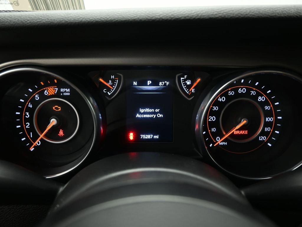 Used 2018 Jeep Wrangler Unlimited Sport image 13