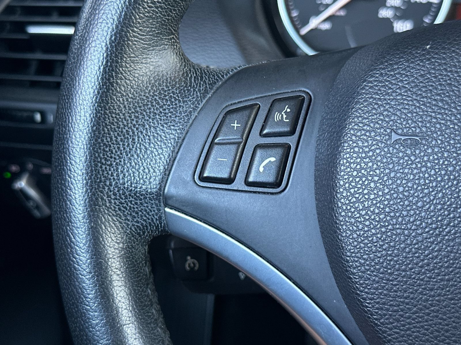 Used 2012 BMW 128i Coupe RWD image 23
