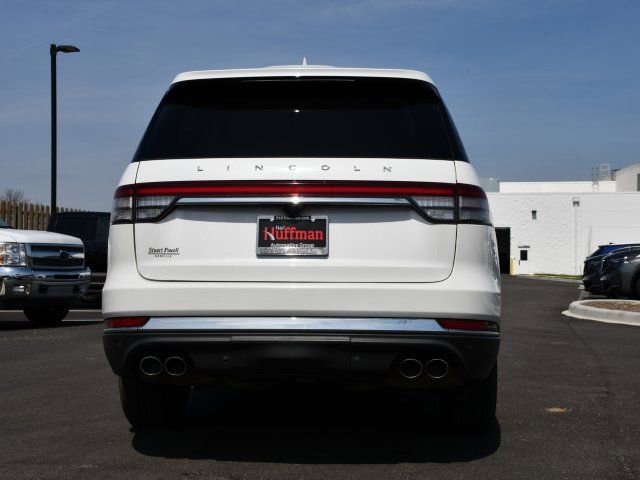Used 2022 Lincoln Aviator Reserve w/ Equipment Group 201A image 6