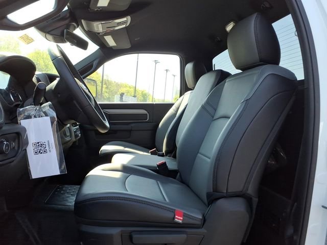New 2026 RAM 5500 Tradesman AWD/4WD image 28