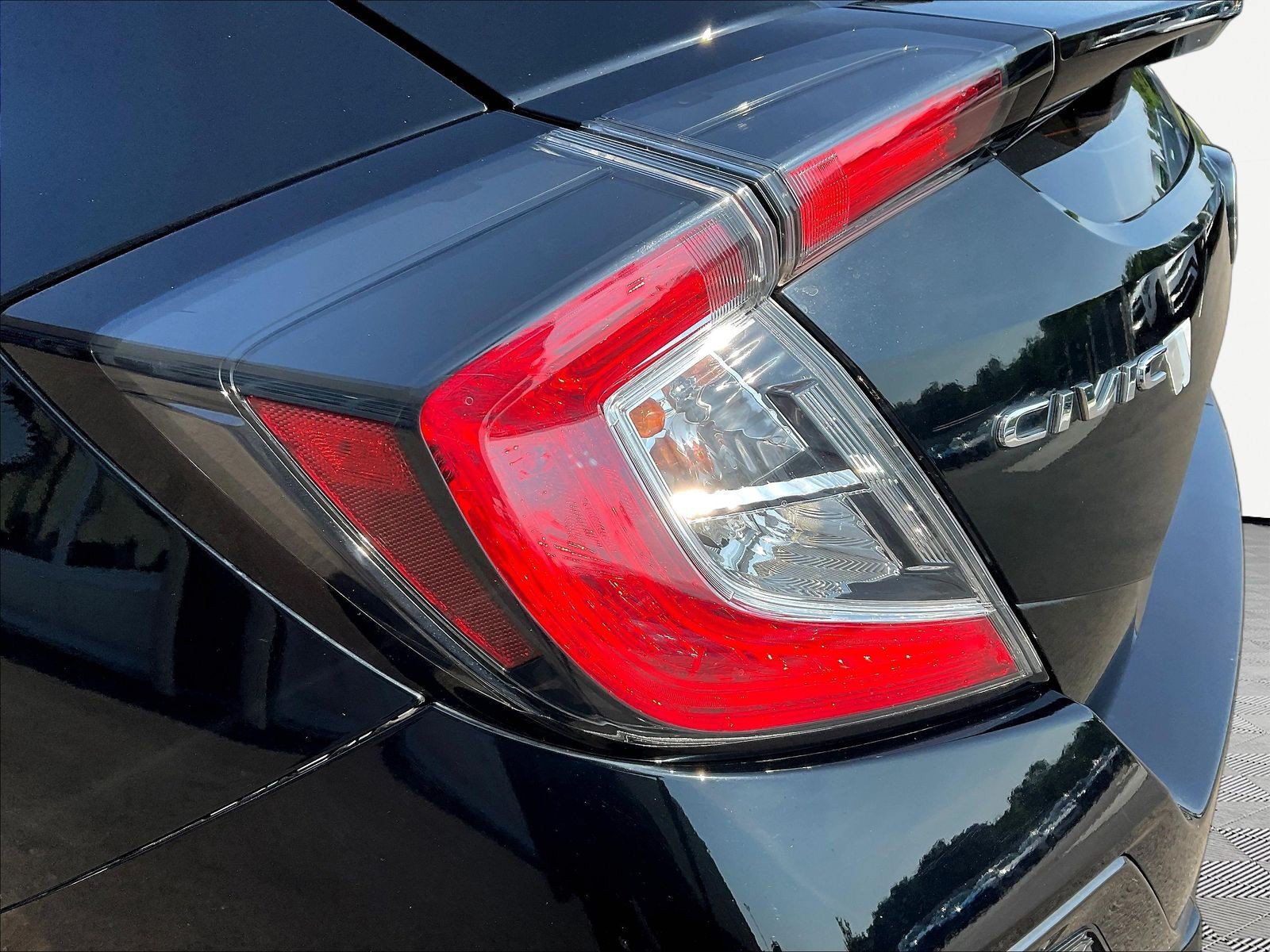 Used 2017 Honda Civic EX image 23