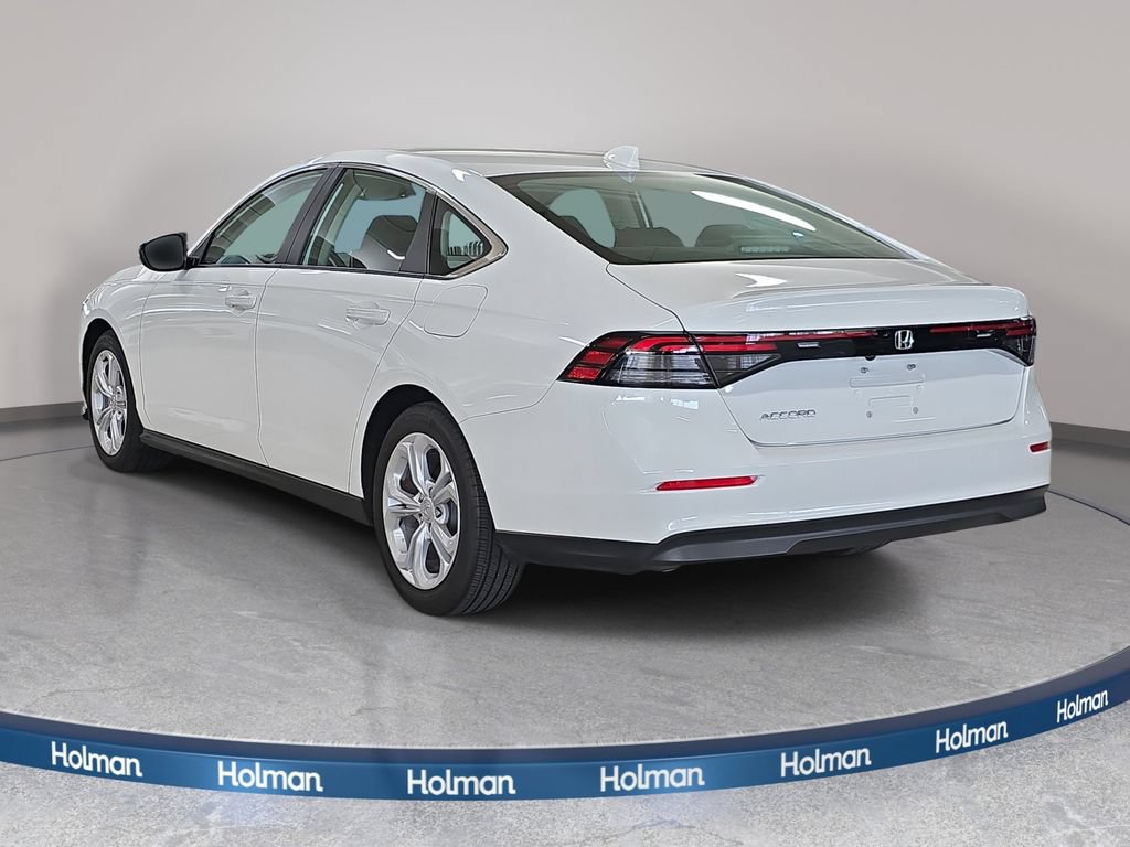 Used 2025 Honda Accord LX image 9