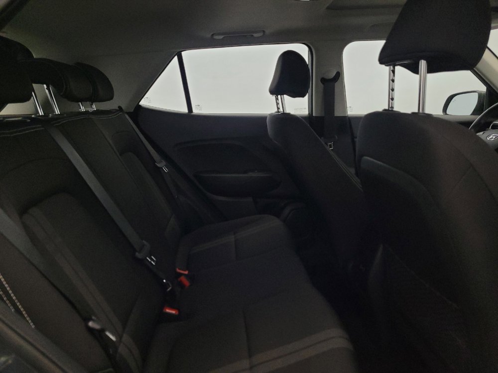 Used 2024 Hyundai Venue SEL FWD image 19