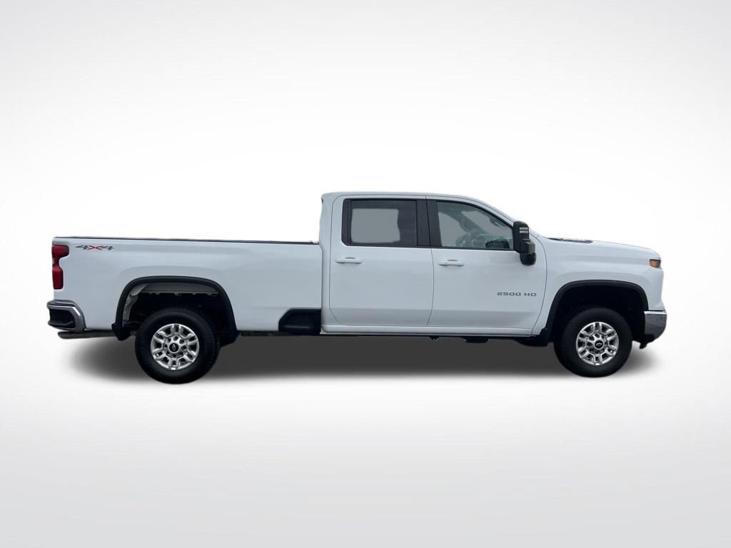 Used 2024 Chevrolet Silverado 2500 LT image 6