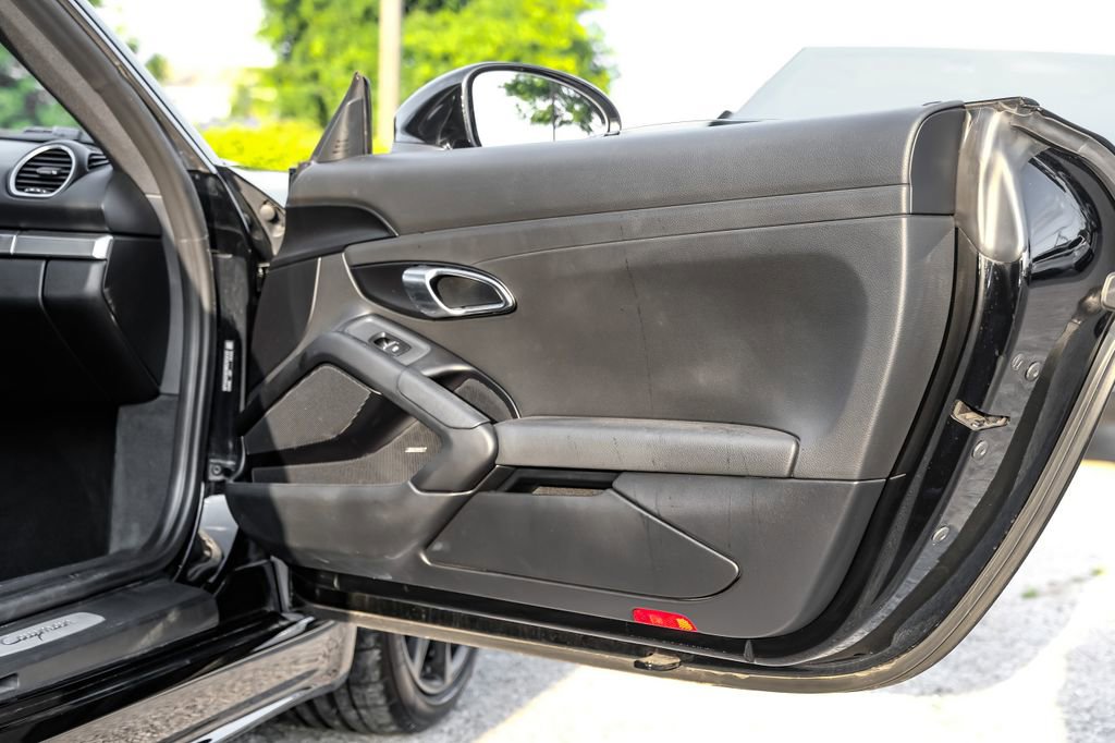 Used 2021 Porsche 718 Cayman w/ Premium Package image 49