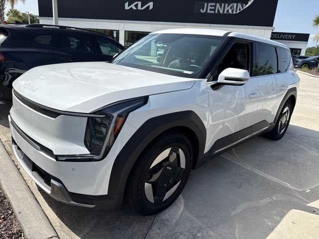 Certified 2024 Kia EV9 Light Long Range