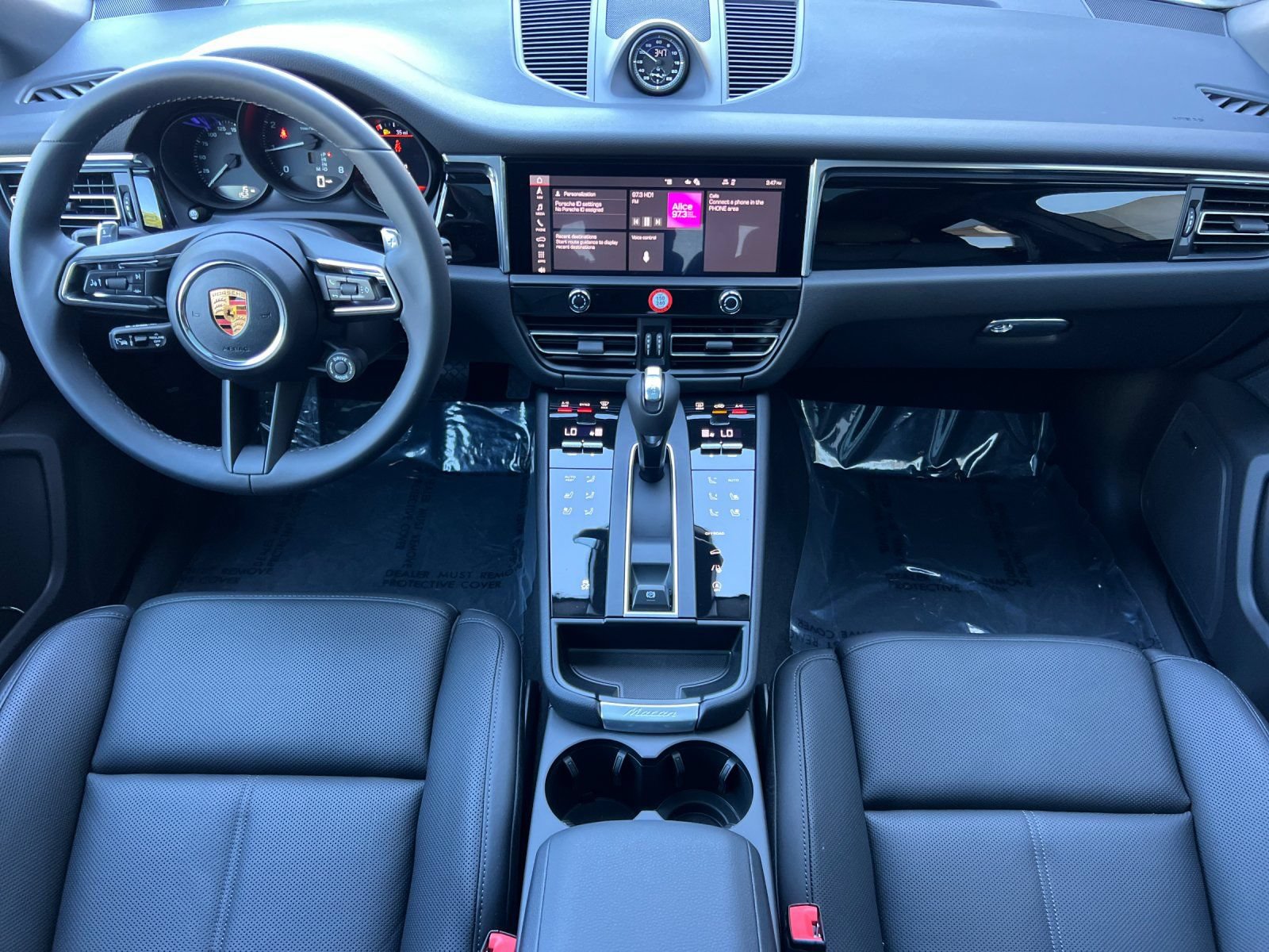 New 2026 Porsche Macan AWD/4WD image 6