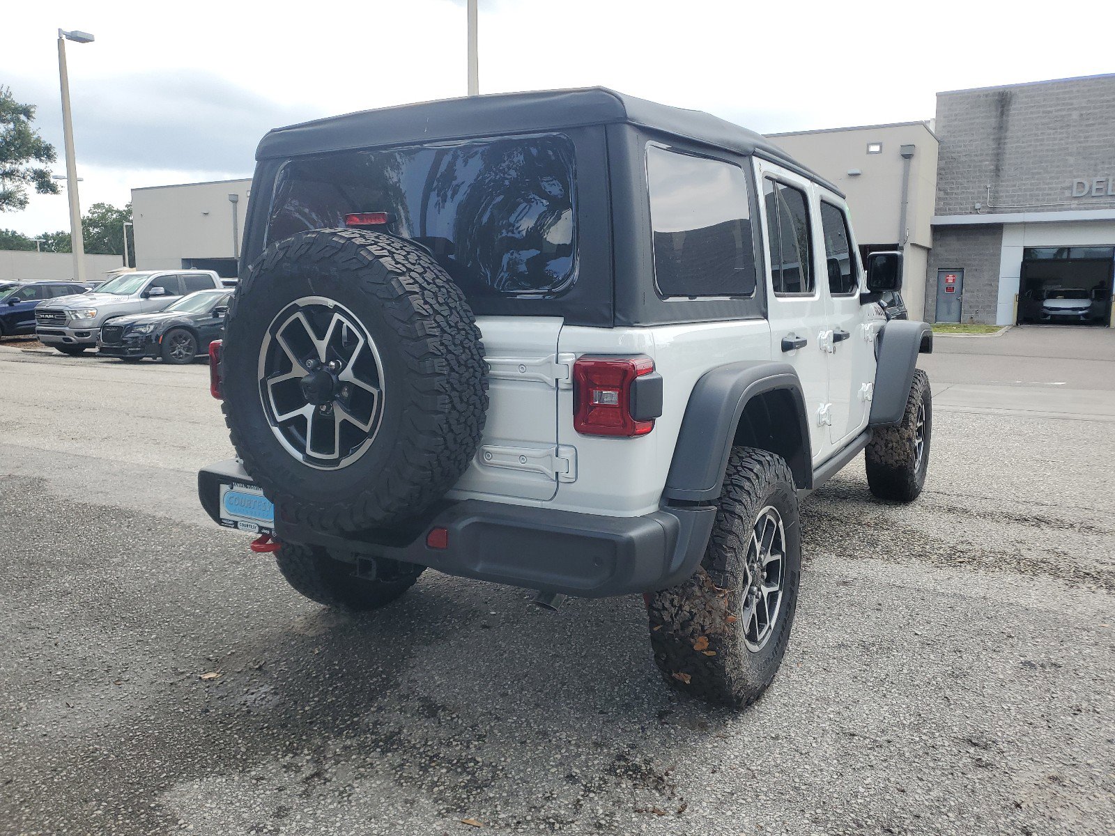 New 2025 Jeep Wrangler Unlimited Rubicon w/ Safety Group image 4