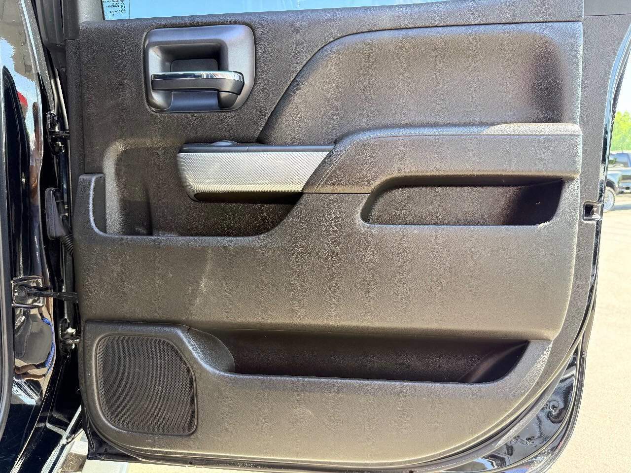 Used 2018 Chevrolet Silverado 2500 LTZ w/ Duramax Plus Package AWD/4WD image 35