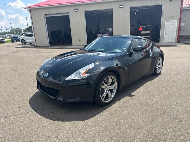 Used 2010 Nissan 370Z Touring w/ Sport Pkg RWD image 7