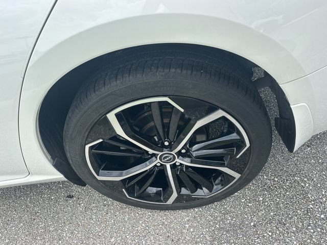Used 2024 Nissan Altima 2.5 SR AWD/4WD image 12