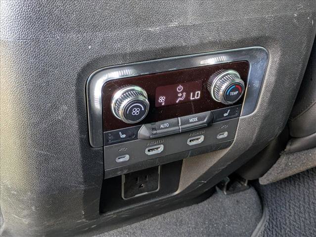 Used 2021 GMC Yukon Denali w/ Denali Premium Package image 18