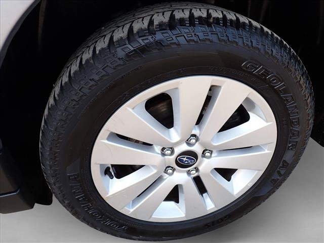 Used 2015 Subaru Outback 3.6R Limited AWD/4WD image 7