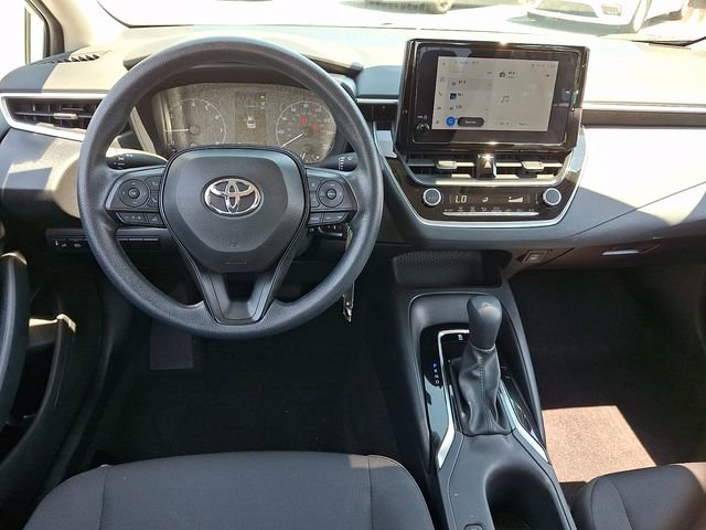 Used 2024 Toyota Corolla LE FWD image 11