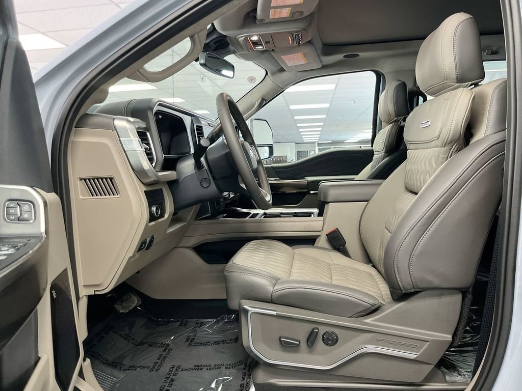 New 2025 Ford F350 Platinum w/ Platinum Plus Package image 14