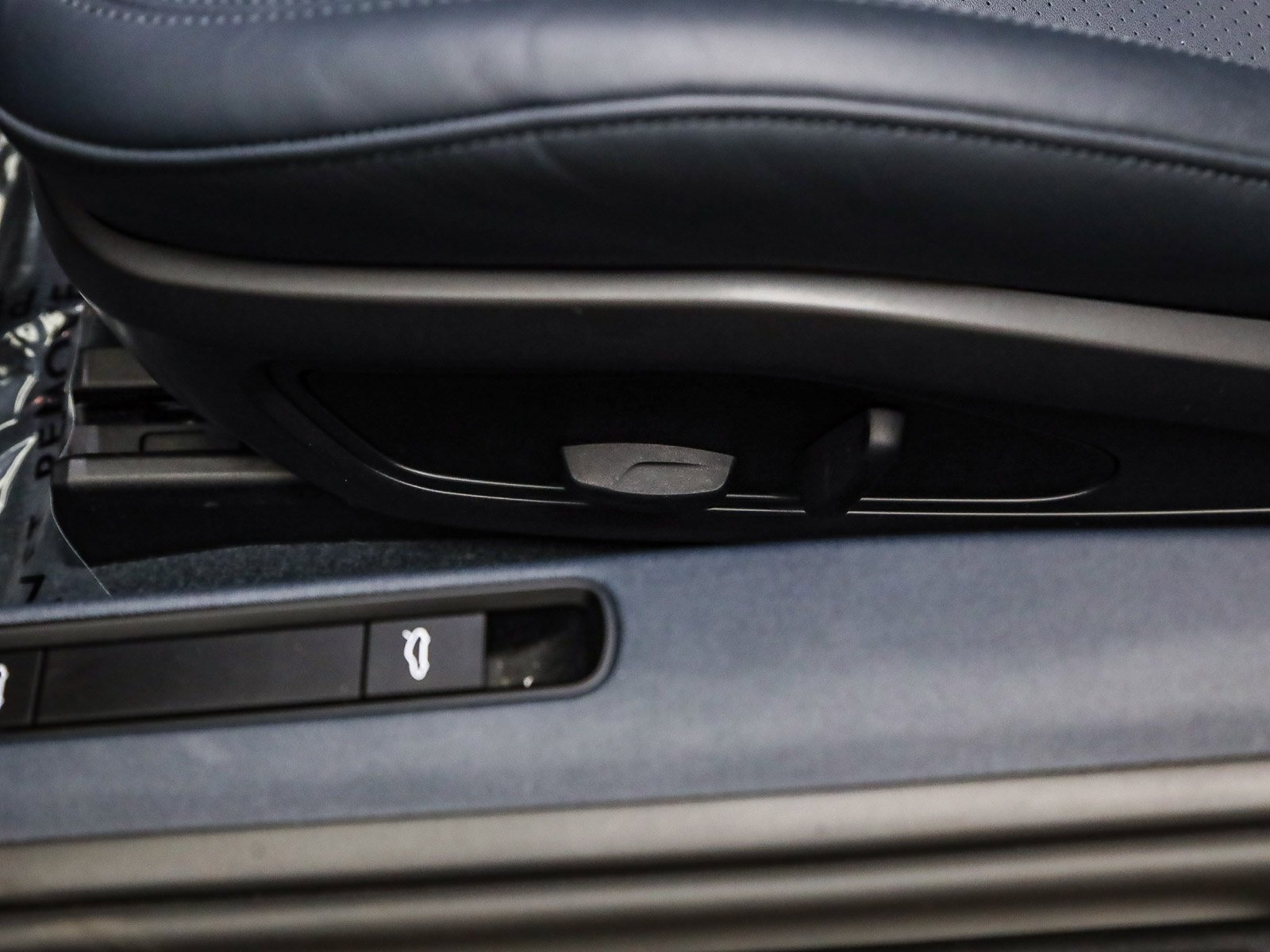 Used 2025 Porsche 911 Carrera image 22