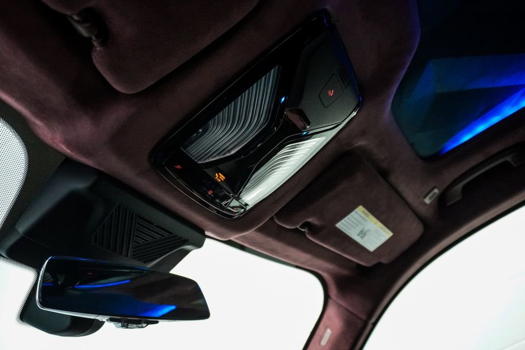 Used 2024 BMW XM image 34