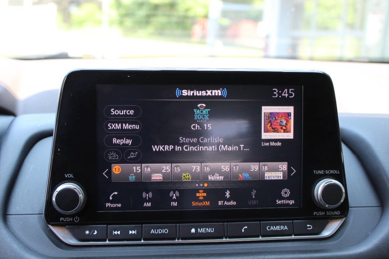 Used 2021 Nissan Rogue SV image 31