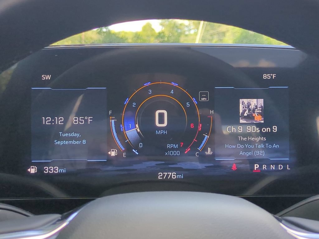 New 2026 Chevrolet Equinox LT w/ Safety and Technology Package FWD image 18