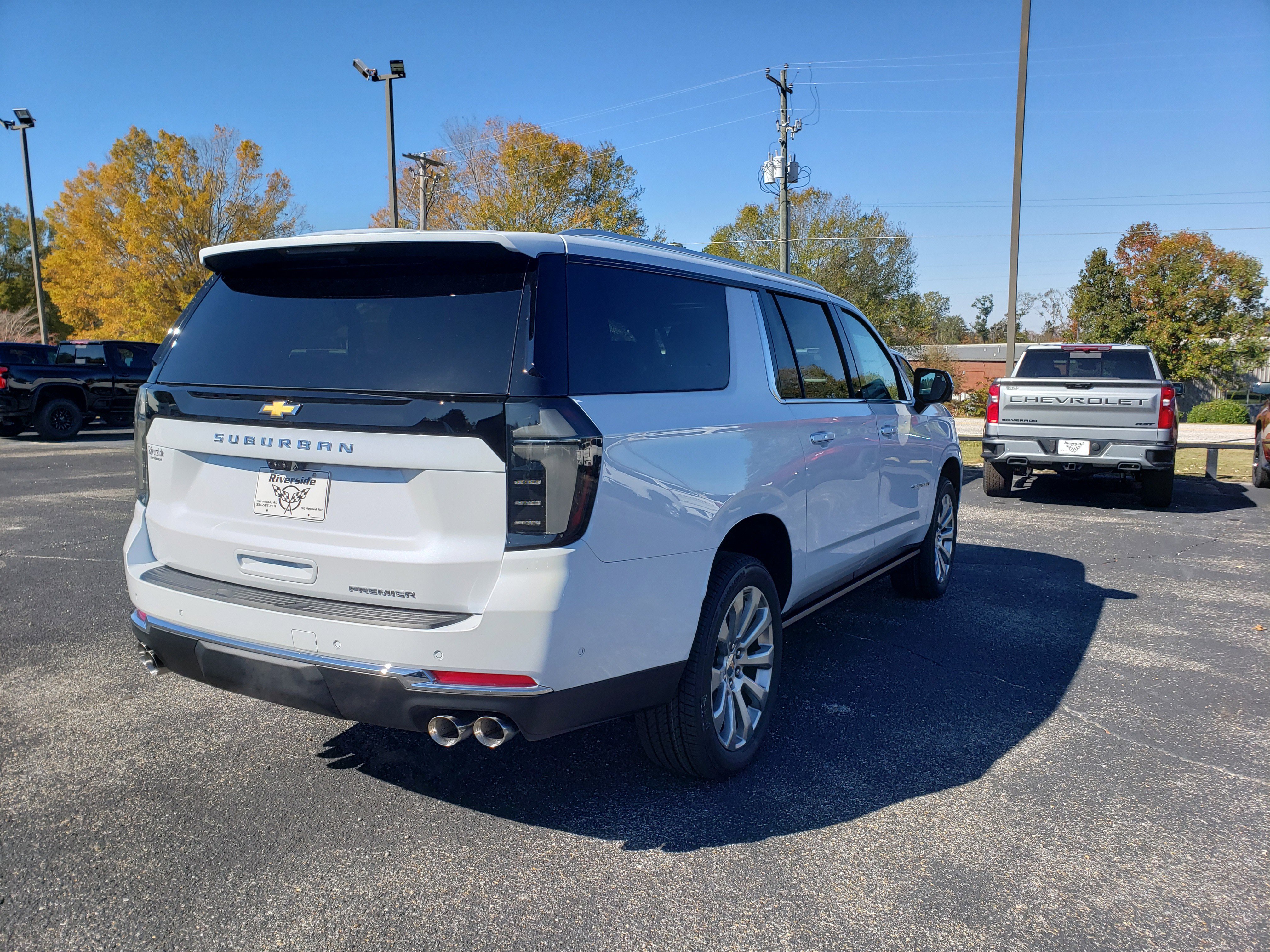 New 2026 Chevrolet Suburban Premier image 2