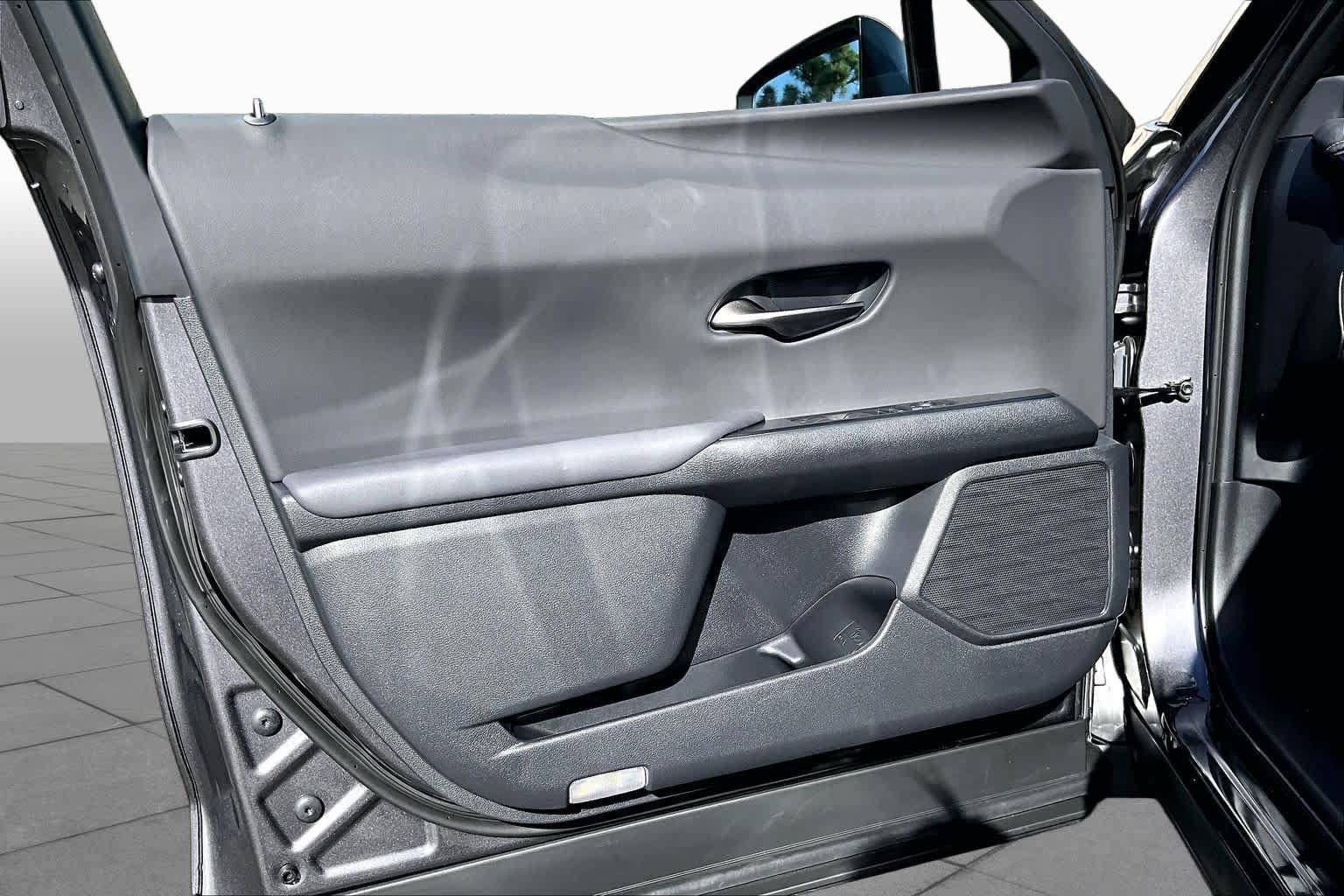New 2026 Lexus UX 300h AWD w/ Cold Area Package image 16