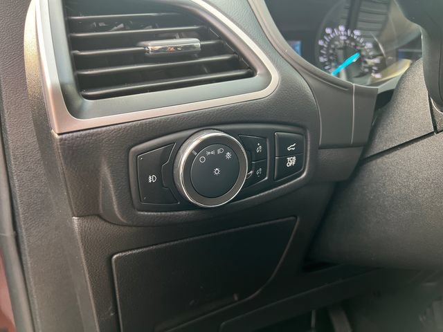 Certified 2024 Ford Edge SEL w/ Convenience Package AWD/4WD image 13