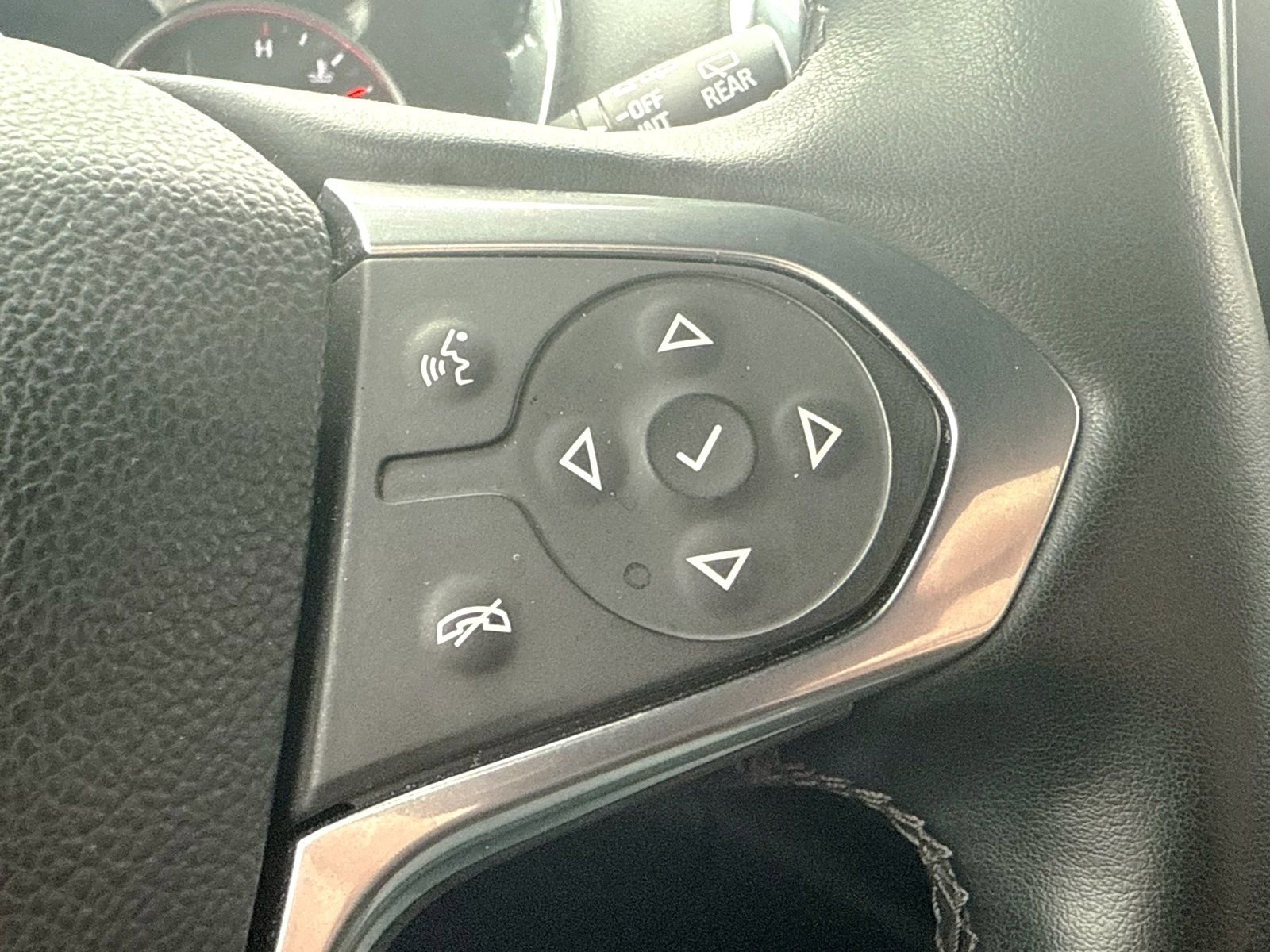 Certified 2023 Chevrolet Traverse Premier w/ Redline Edition image 44