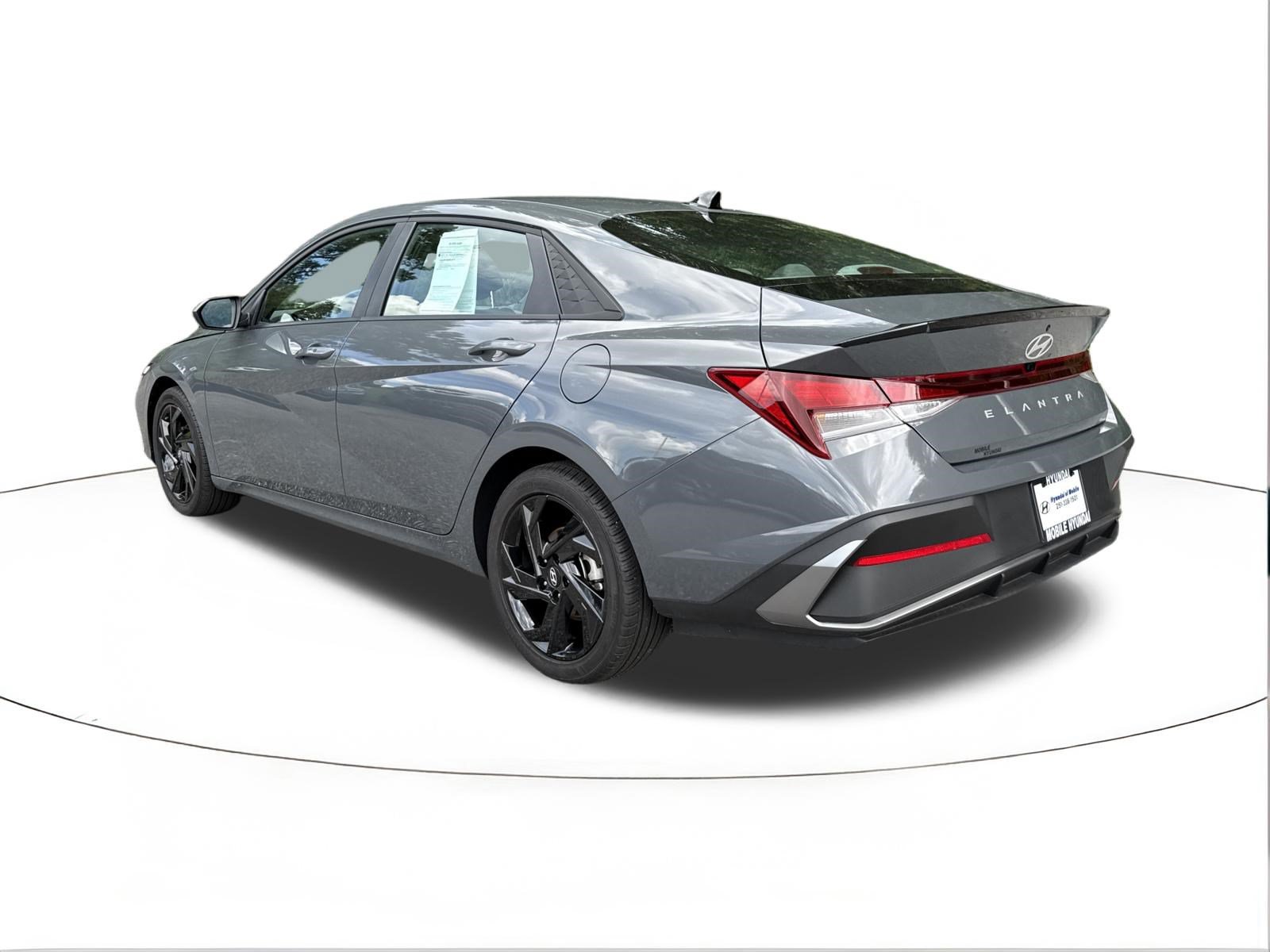 Certified 2026 Hyundai Elantra Sport FWD image 5