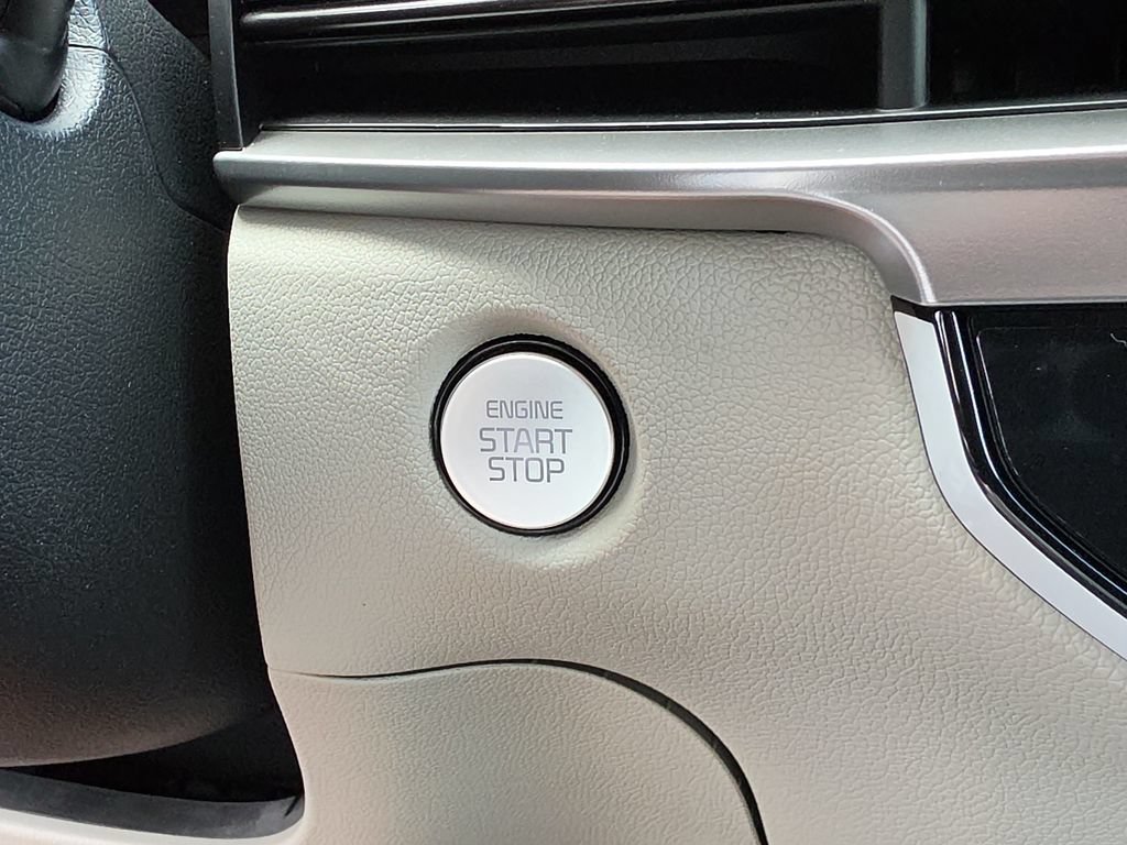 New 2026 Kia Sorento S FWD image 26
