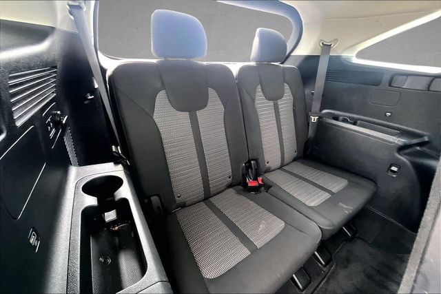 Used 2023 Kia Sorento LX FWD image 25