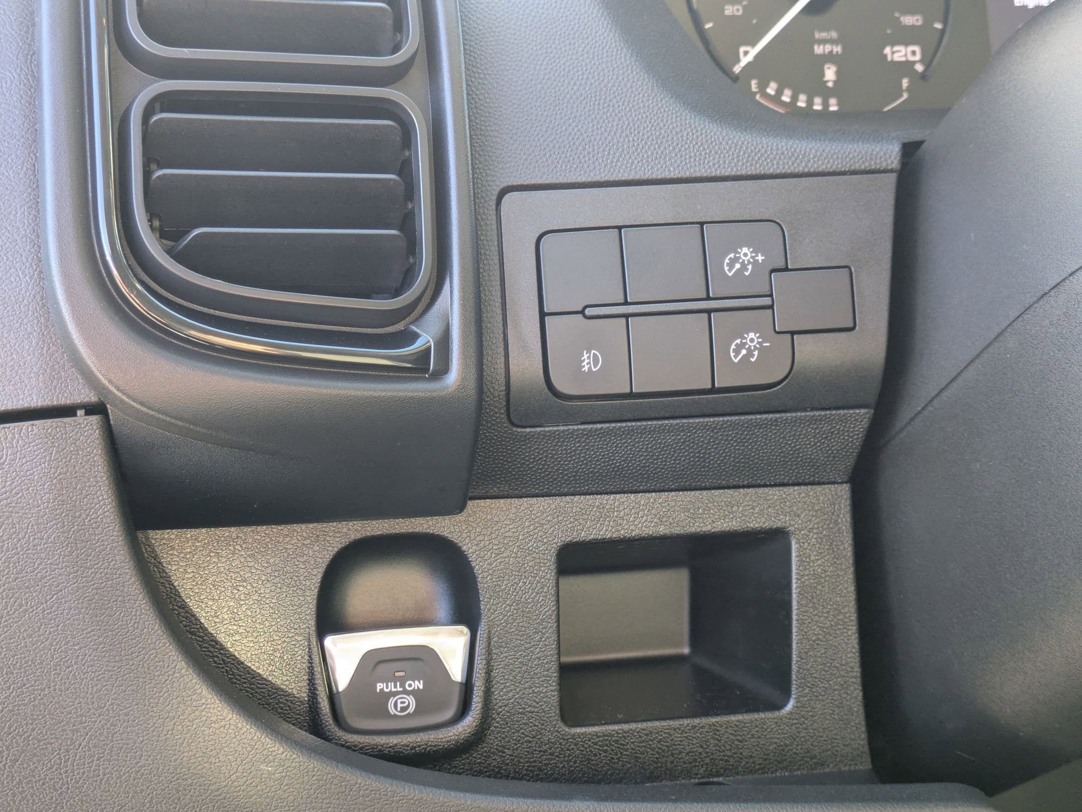 New 2026 RAM ProMaster 1500 w/ Convenience Group FWD image 13